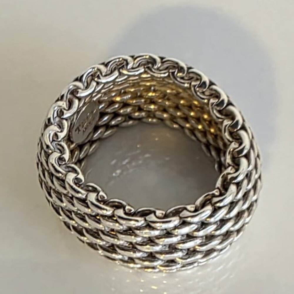 TIFFANY & CO. Somerset Sterling Silver Mesh Dome Ring - Picture 4 of 12